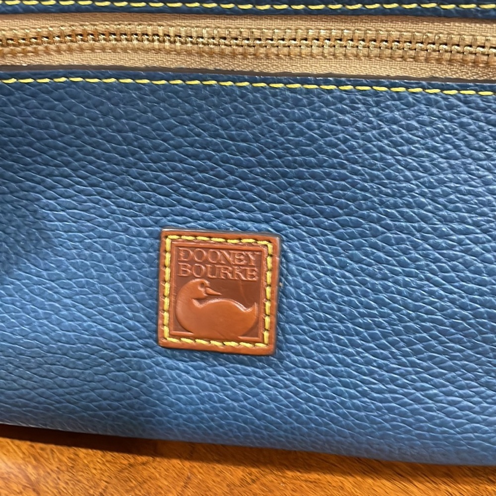 Dooney & Bourke Zip Satchel AWL Blue - Picture 2 of 11